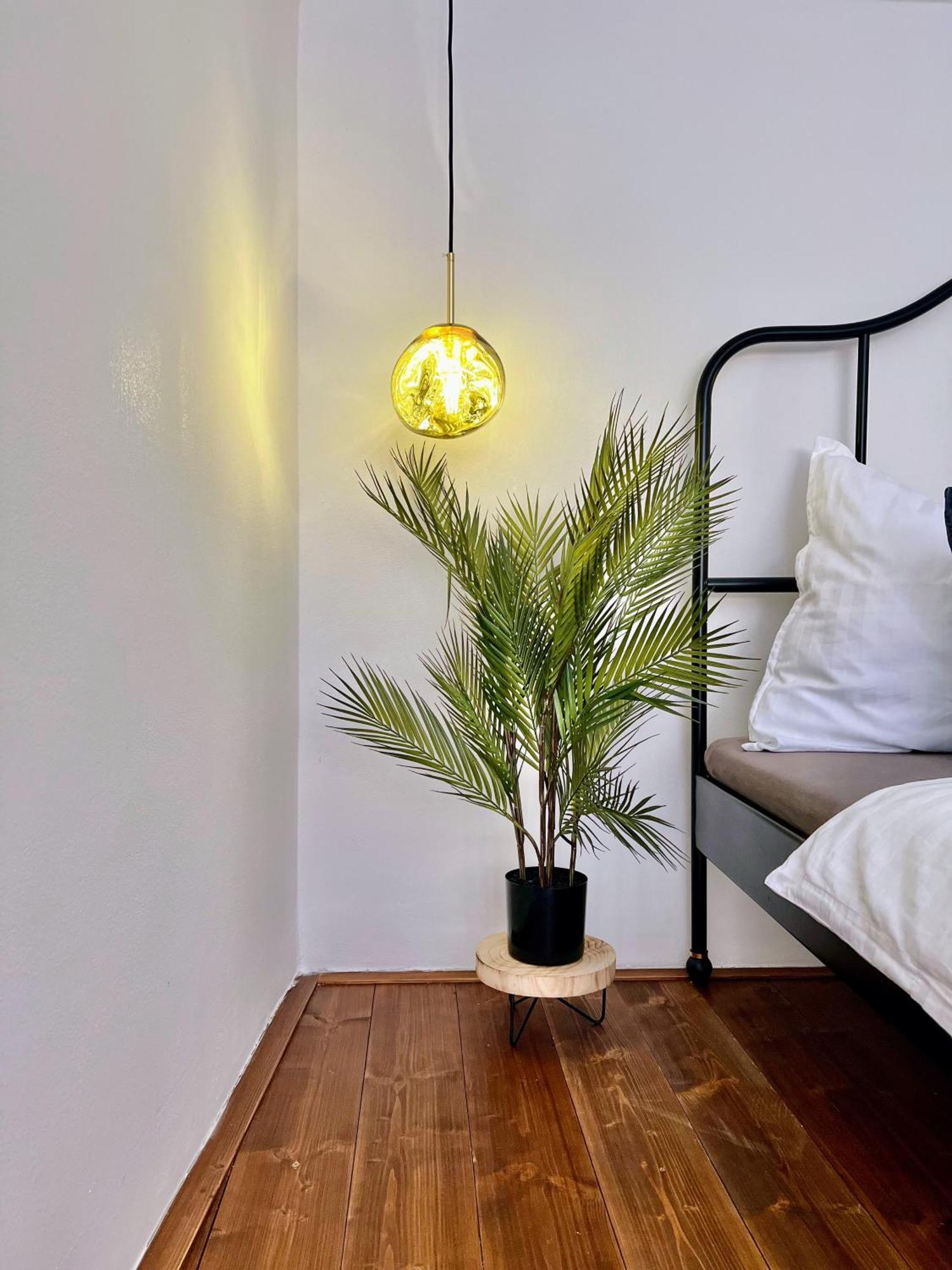 Apartment Wow Miniloft, Near Wenceslas Square, Centre, Fast Wifi *