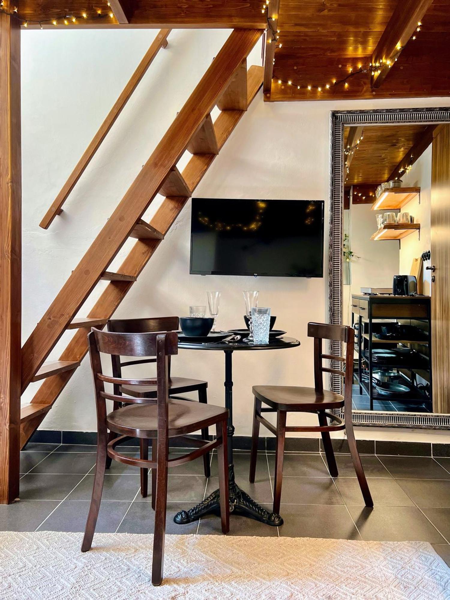 Wow Miniloft, Near Wenceslas Square, Centre, Fast Wifi Apartment *